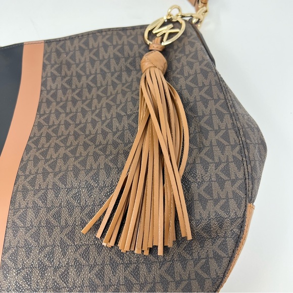 Michael Kors Brooke Signature Hobo Bag Signature Logo Pattern in Tan Black - Picture 5 of 14